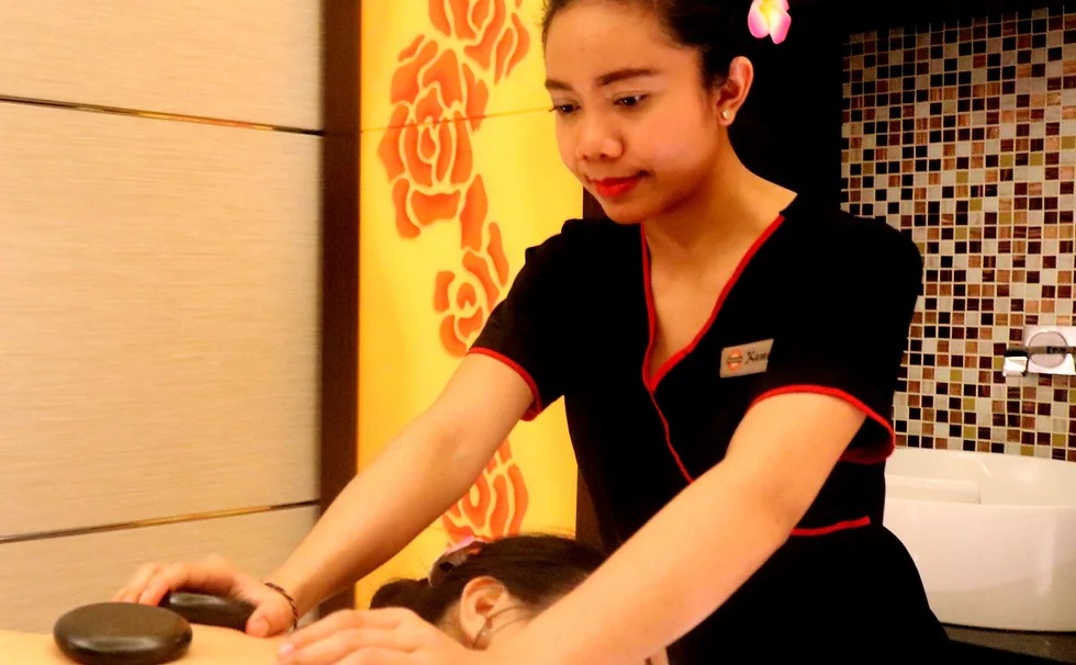 Important Things to Know About Hot Stone Massages
